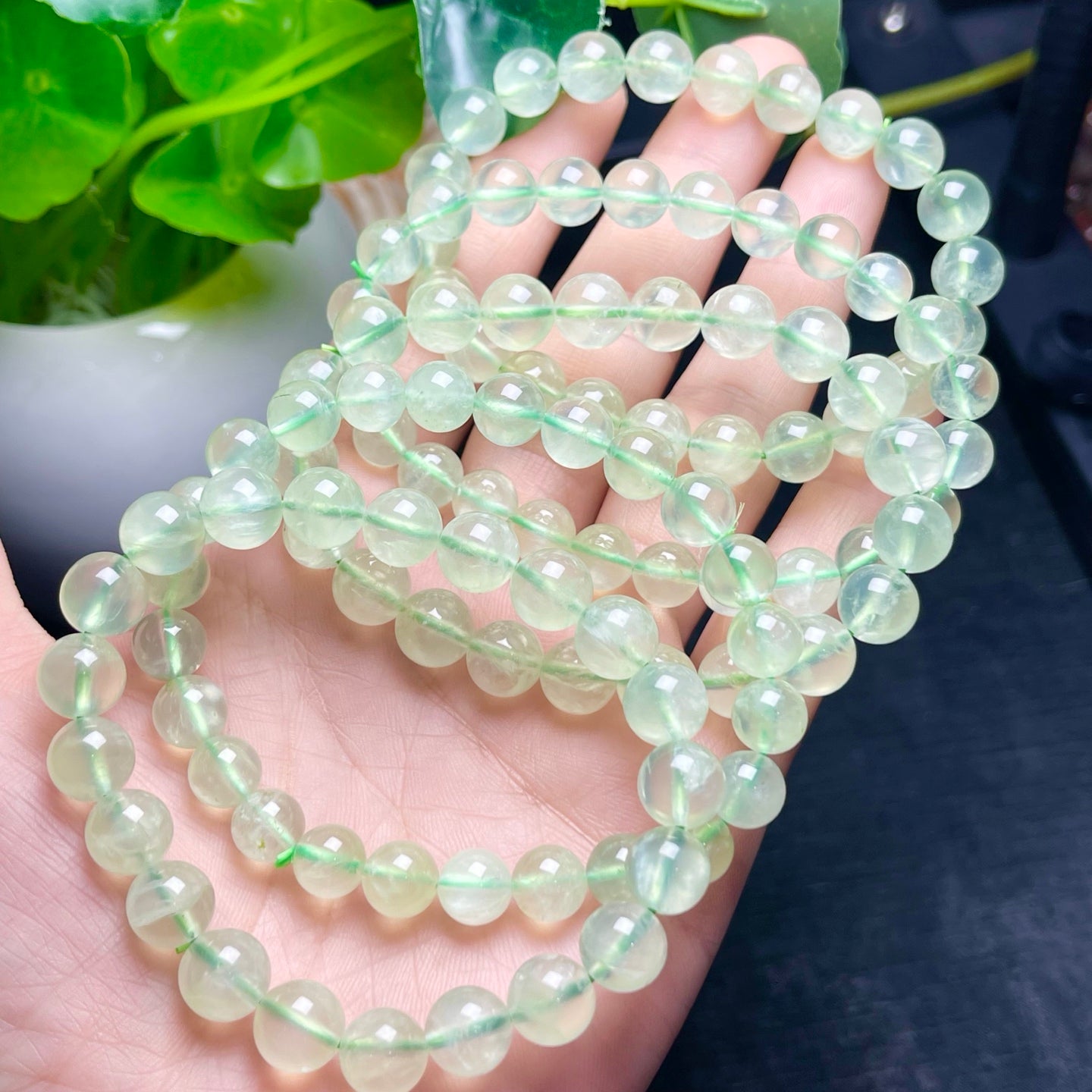 Prehnite Single Loop Crystal Bracelet