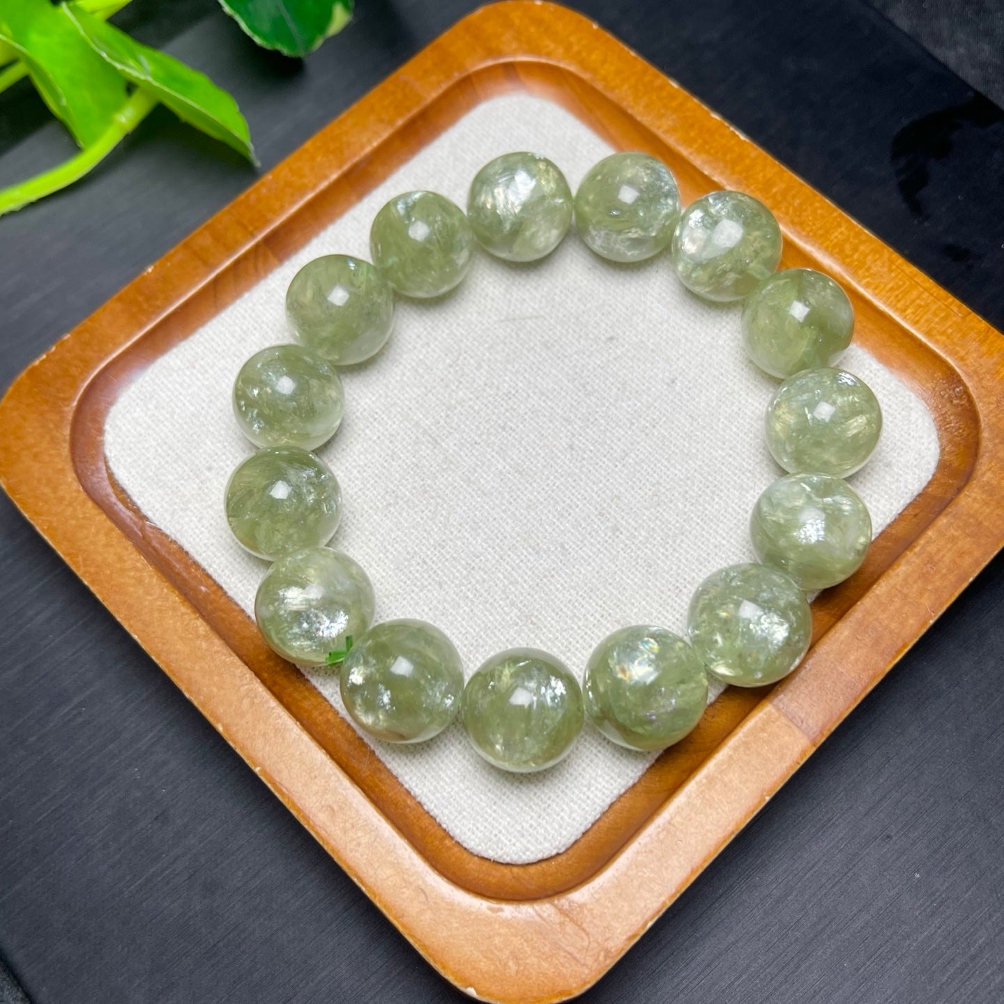 Green Emerald Single Loop Crystal Bracelet