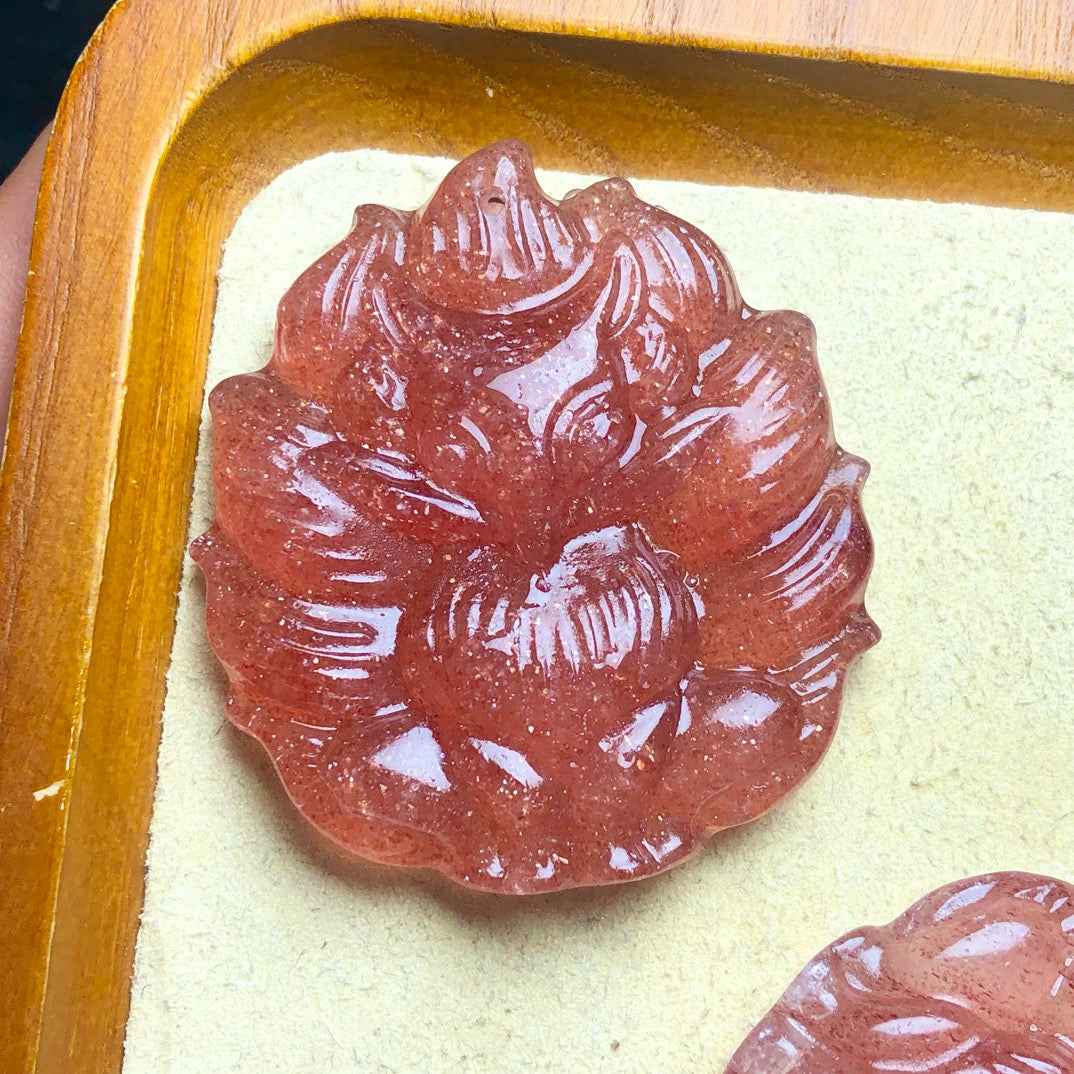 Strawberry Crystal Nine-Tailed Fox