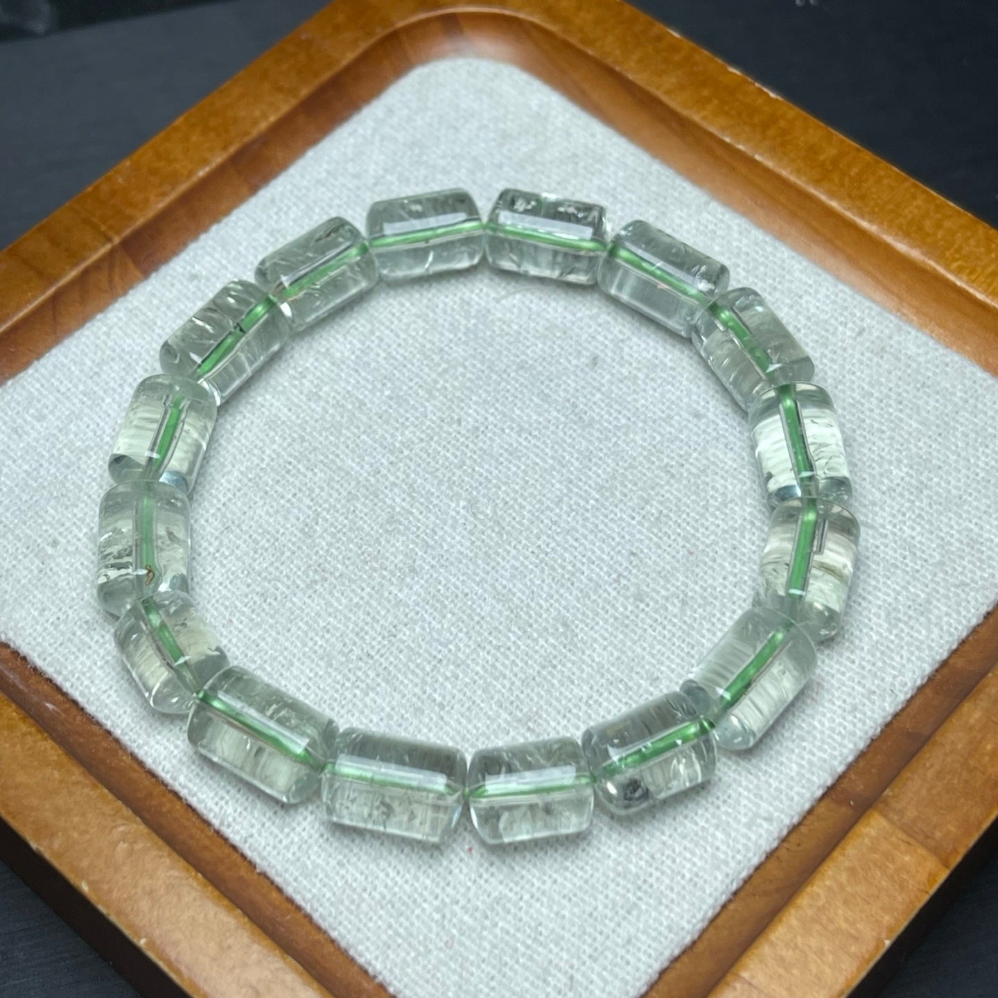 Green crystal barrel beads single loop crystal bracelet