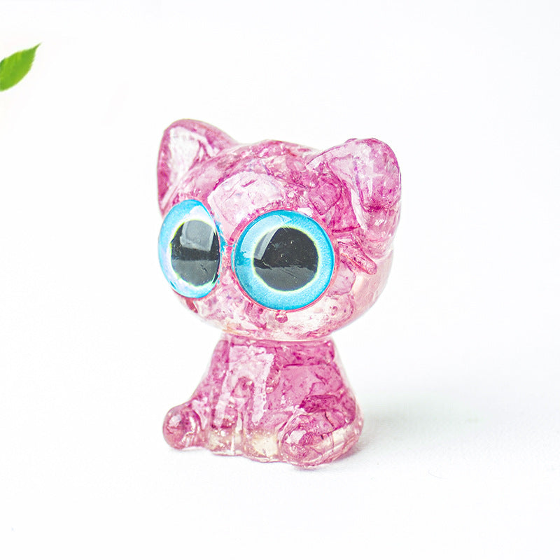 Natural crystal made big eyed crystal cat ornament