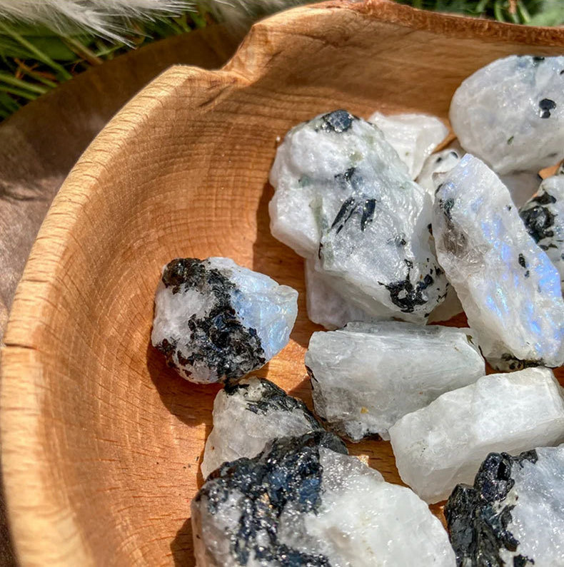 Natural raw stone, moonstone, rainbow moonstone, crystal