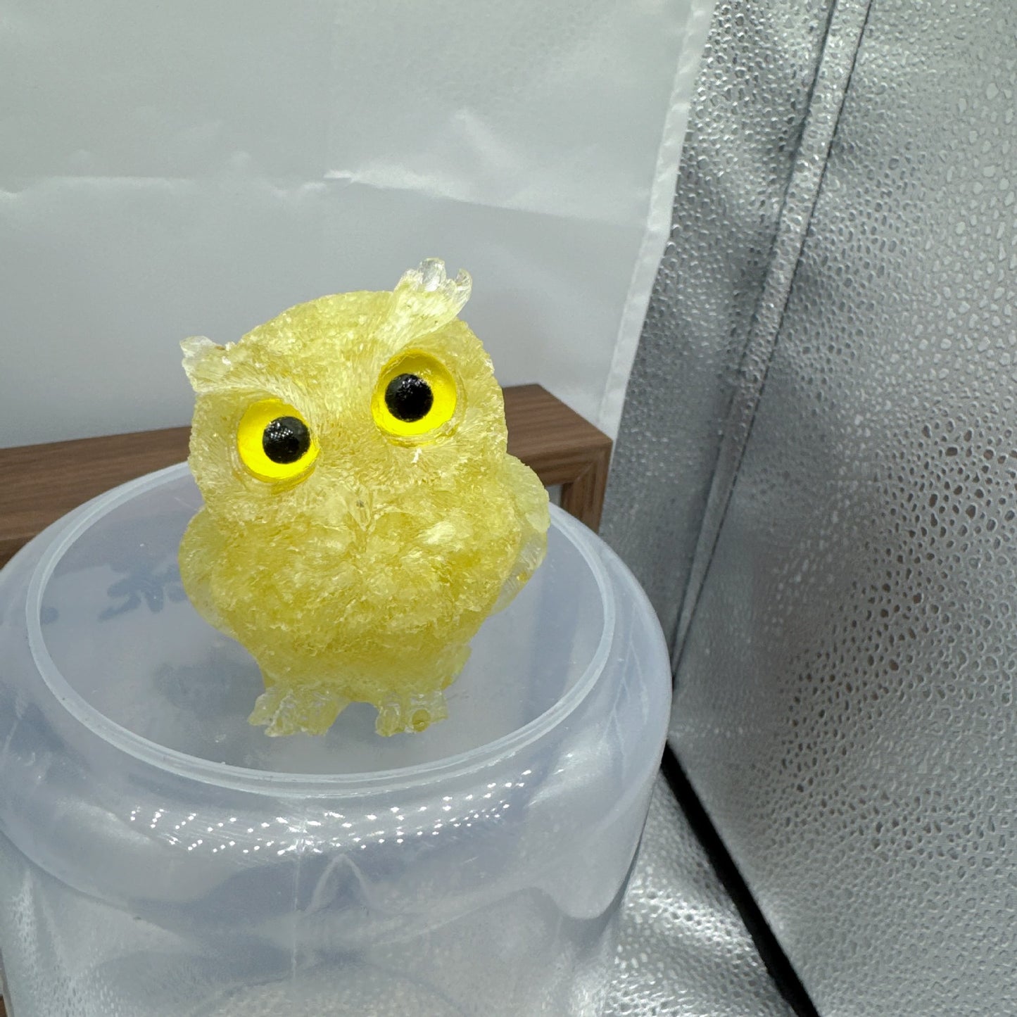Natural crystal broken stone dropper owl ornament