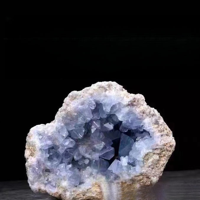 Natural mineral crystal ornaments made of lapis lazuli, sapphire, and other raw materials