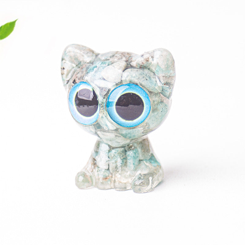 Natural crystal made big eyed crystal cat ornament