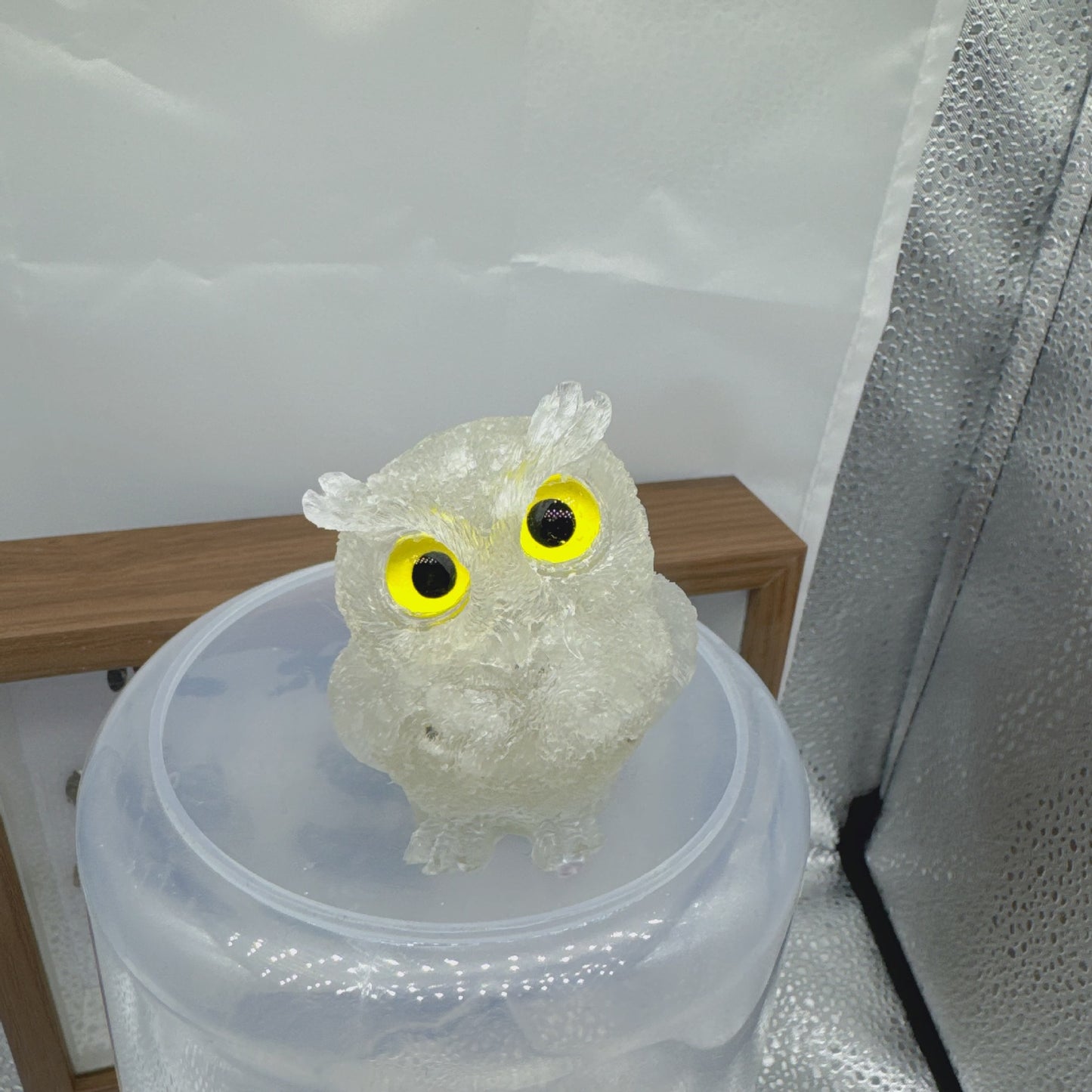 Natural crystal broken stone dropper owl ornament