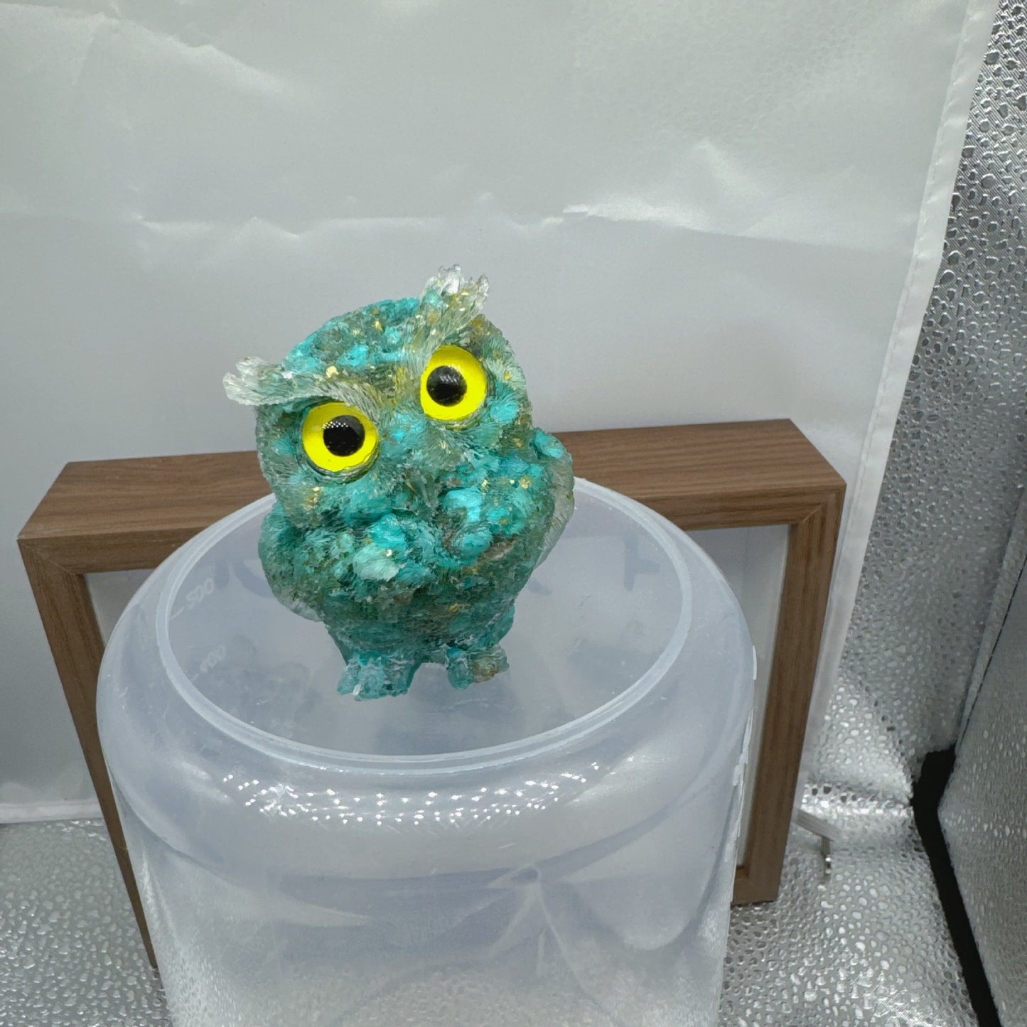 Natural crystal broken stone dropper owl ornament