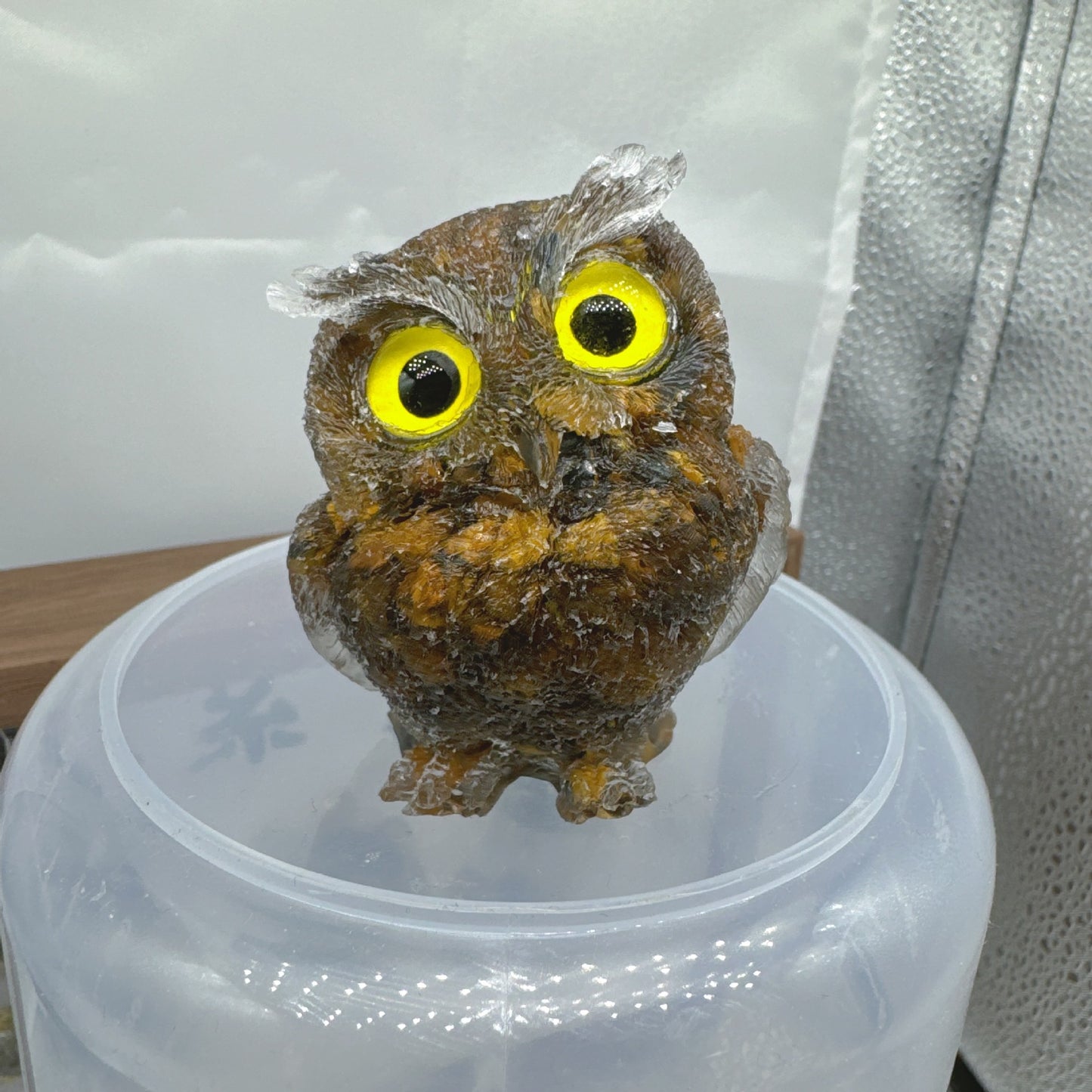 Natural crystal broken stone dropper owl ornament