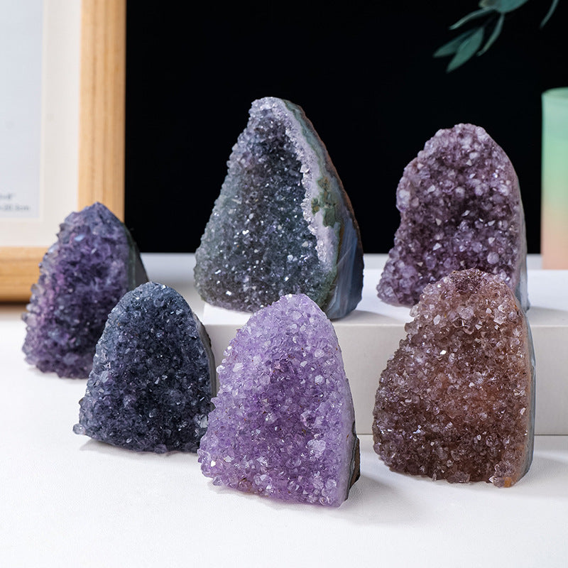 Natural colored crystal clusters, amethyst clusters, demagnetizing feng shui decorative ornaments