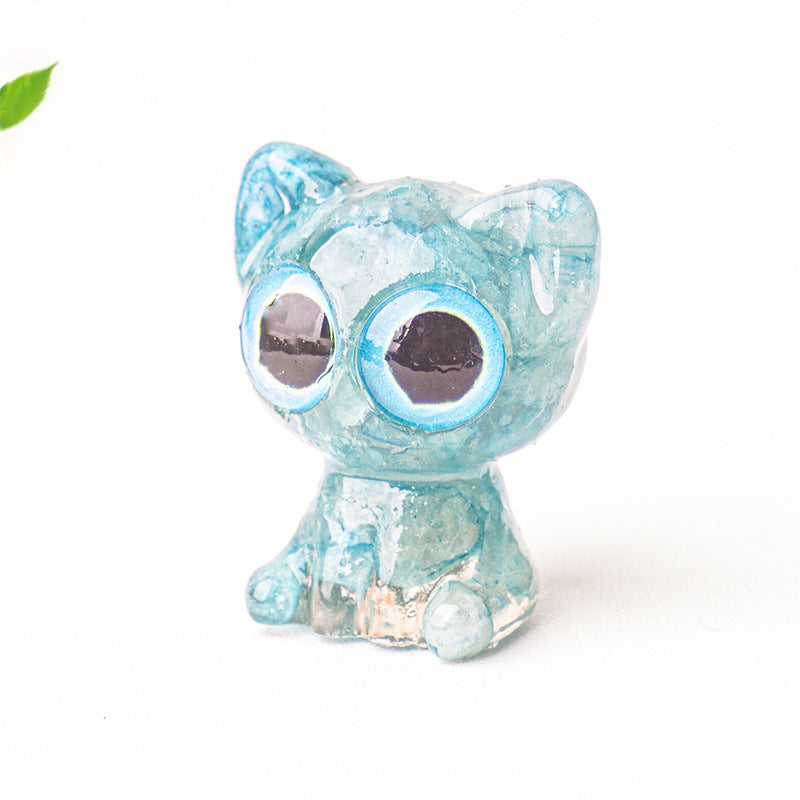 Natural crystal made big eyed crystal cat ornament