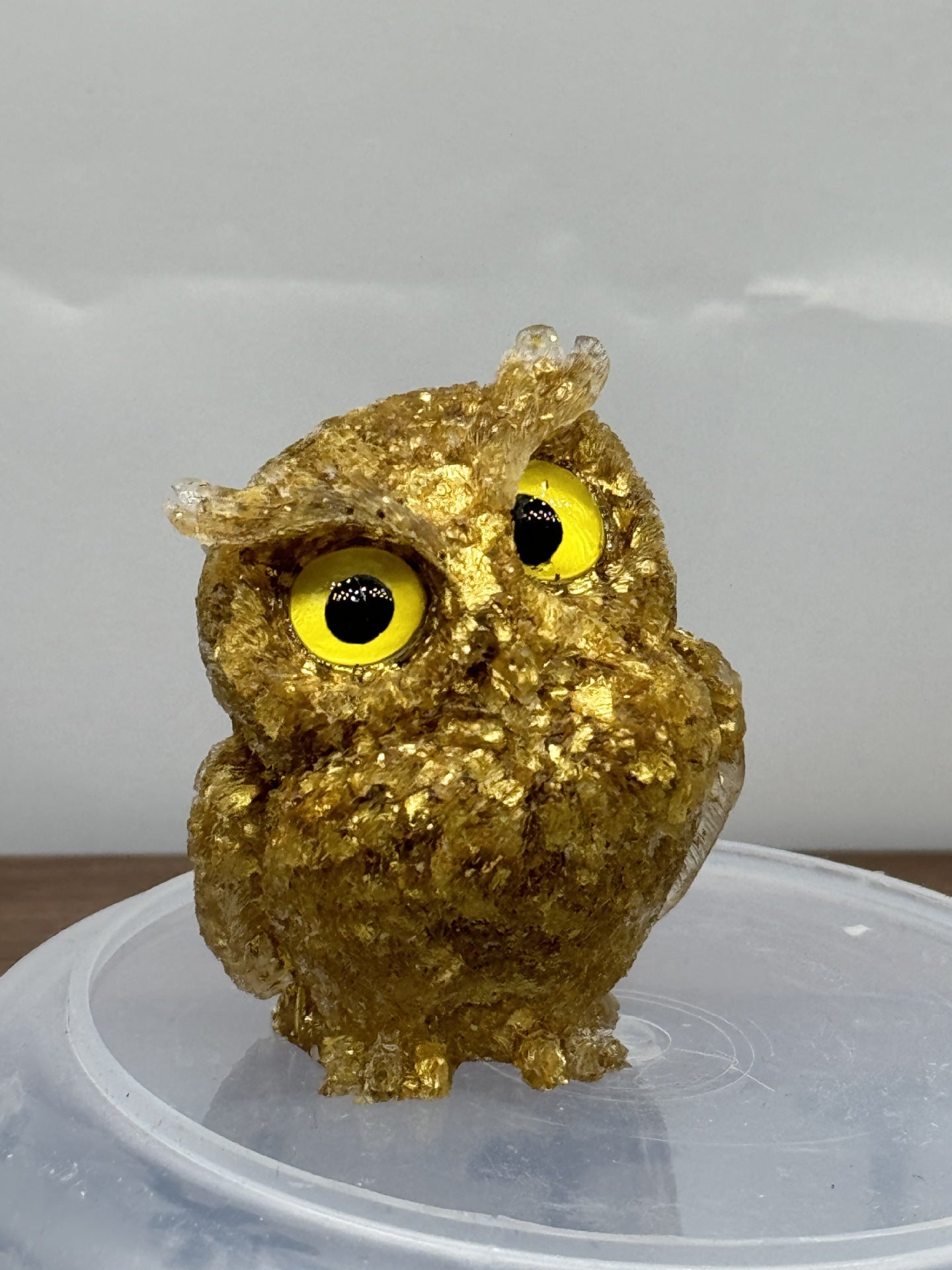 Natural crystal broken stone dropper owl ornament