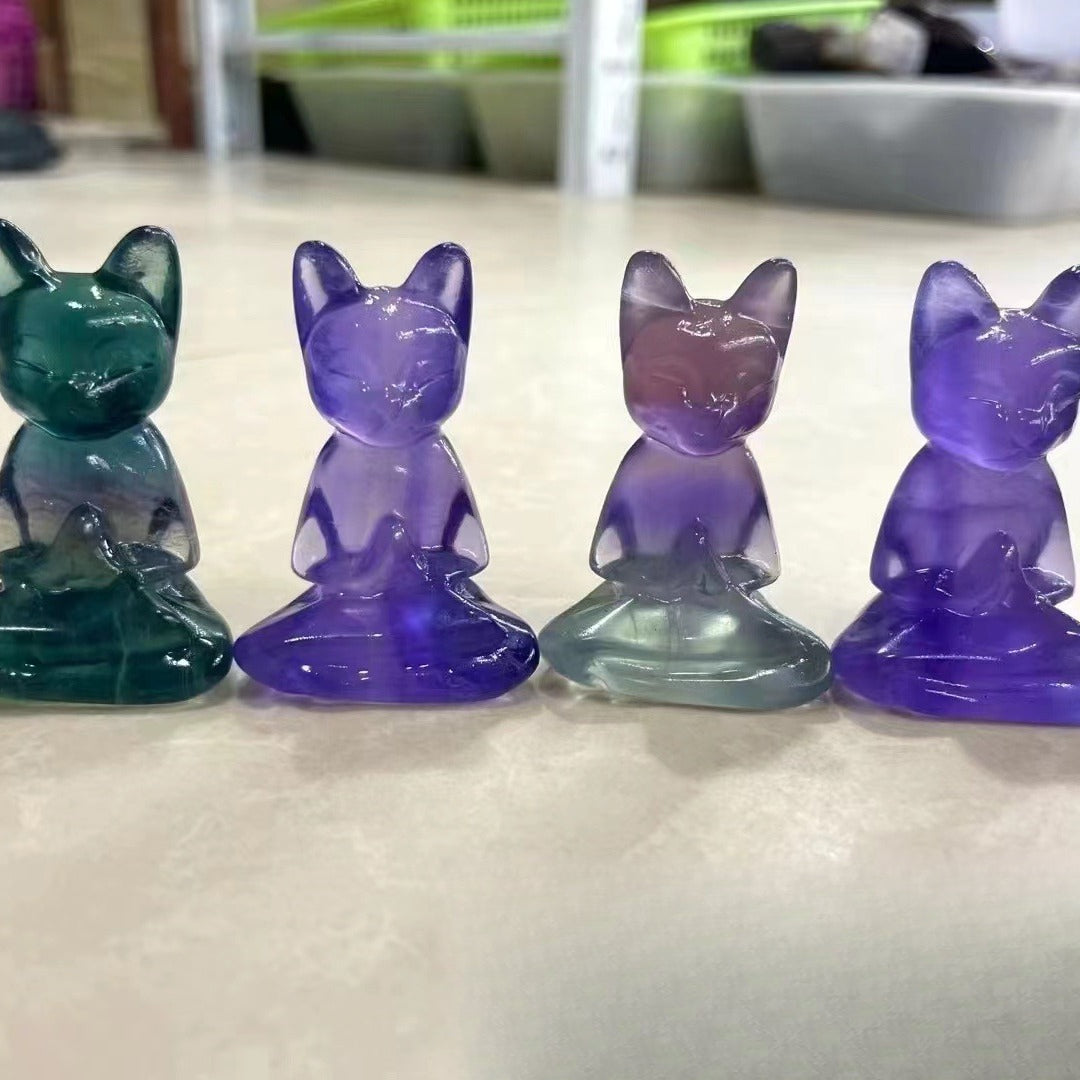 Natural crystal fluorite meditation cat carving meditation cat