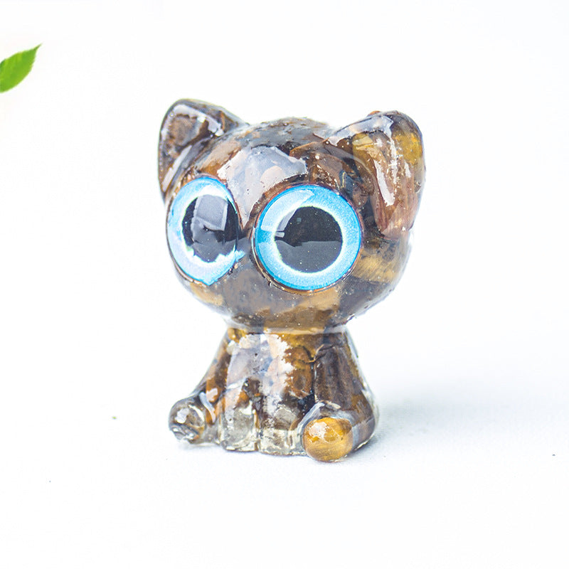 Natural crystal made big eyed crystal cat ornament