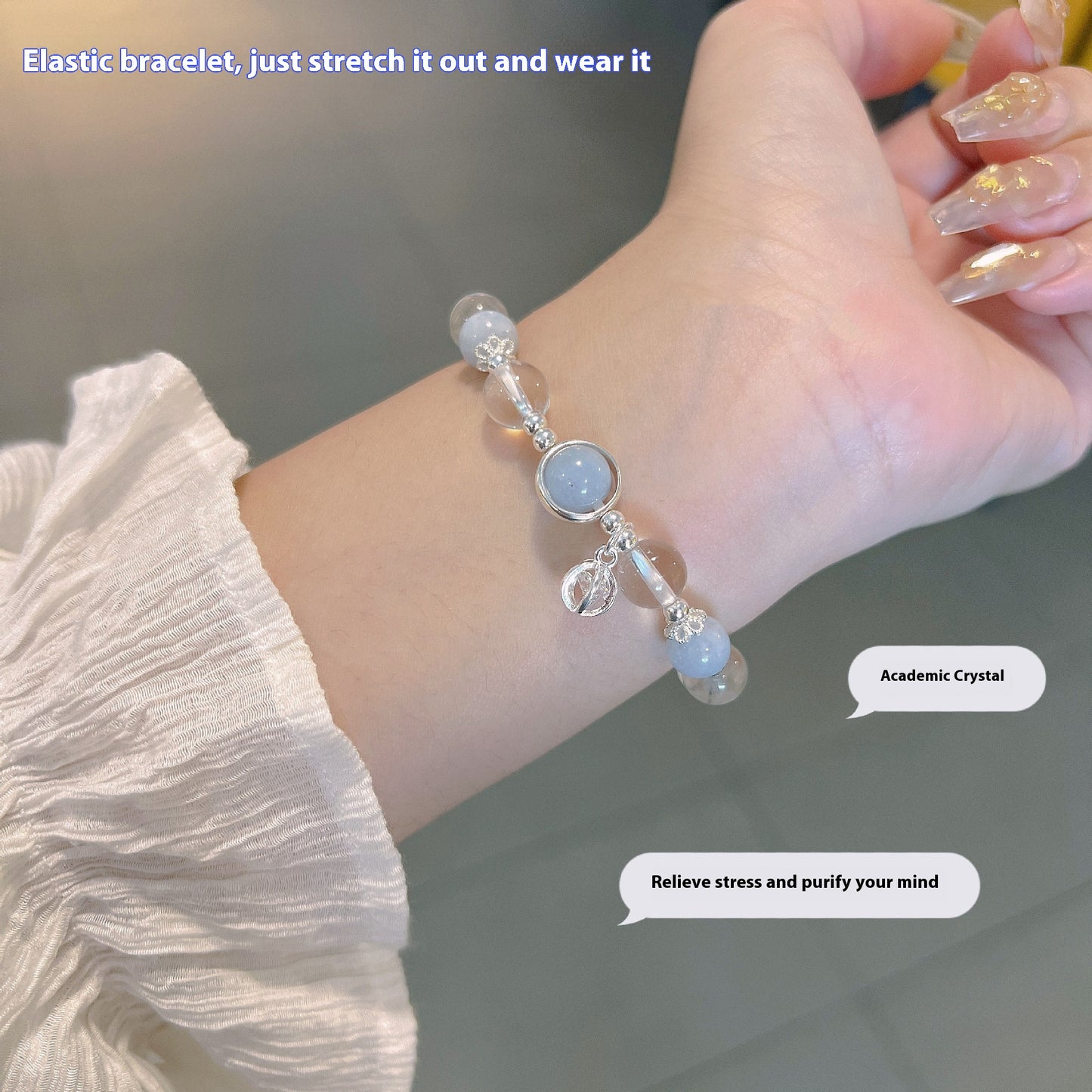 Transport bead bracelet with natural white crystal and blue crystal