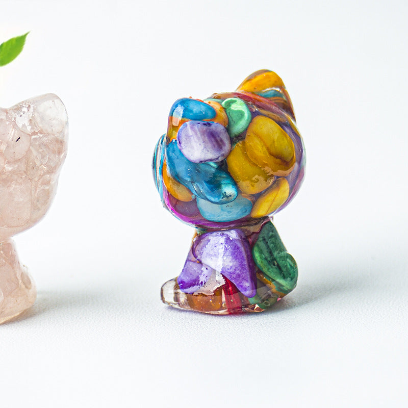 Natural crystal made big eyed crystal cat ornament