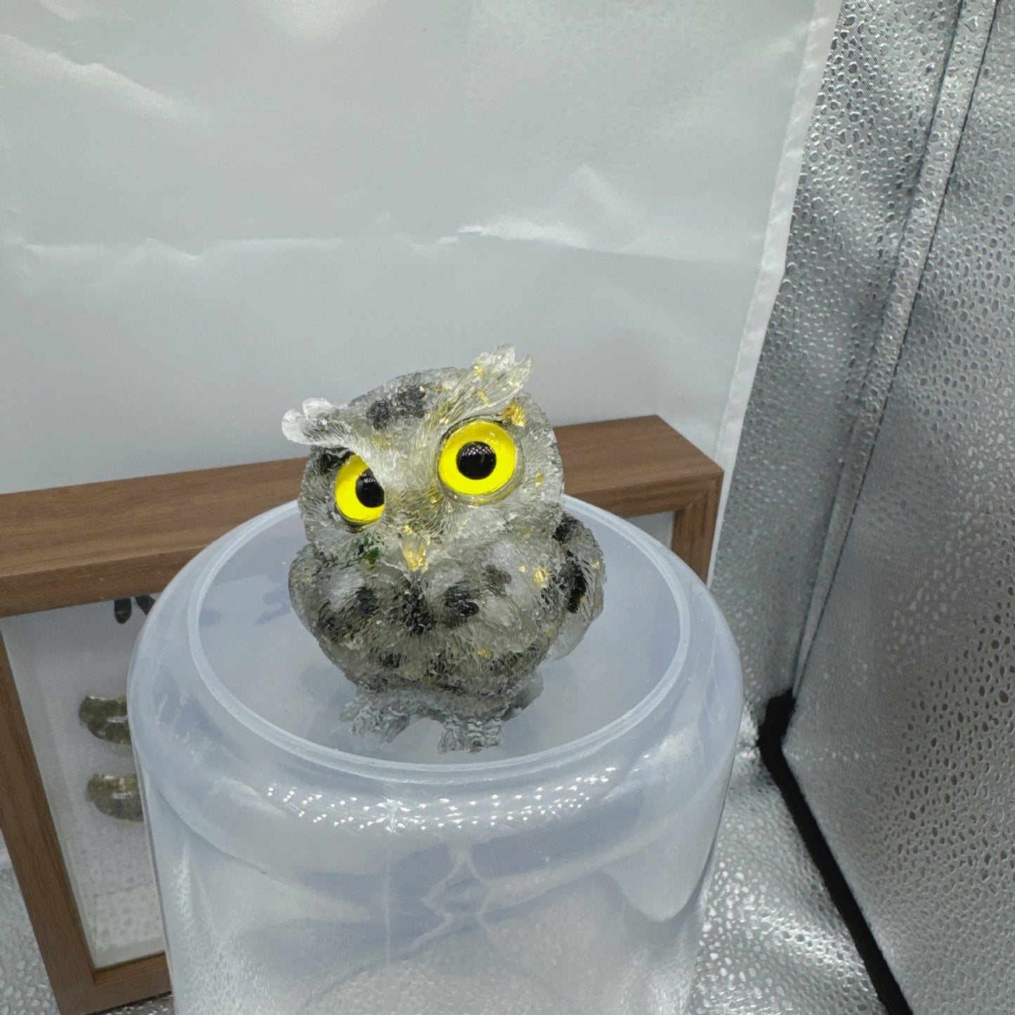 Natural crystal broken stone dropper owl ornament
