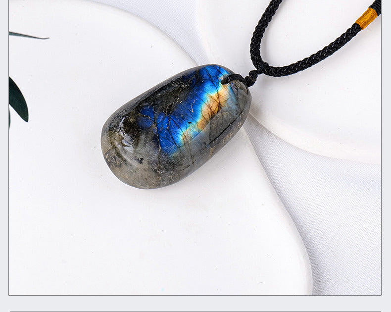 Natural Blue Light Moonlight Stretching Stone Pendant Necklace Pendant
